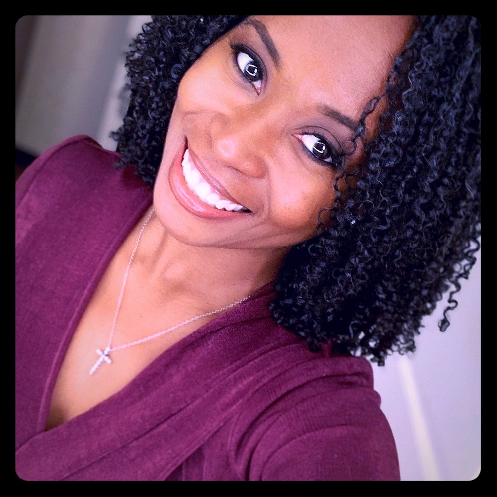 Meet your Posher, Aisha